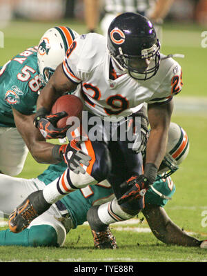 Chicago Bears running back Chester Taylor 'still part of team'