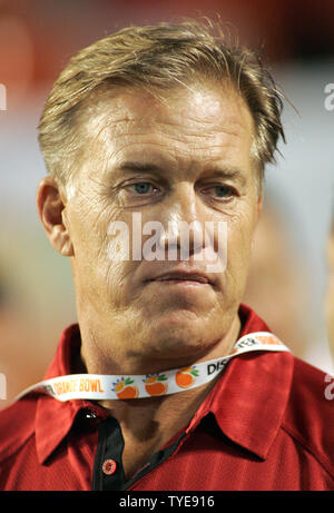 Stanford Retires John Elway's Jersey at Halftime vs. Oregon, News, Scores,  Highlights, Stats, and Rumors