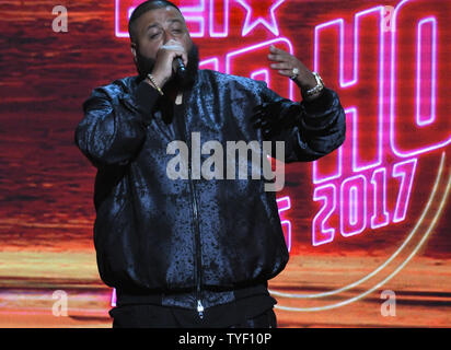 DJ Khaled performs at the Fillmore Miami Beach, Jackie Gleason Theater ...