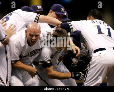 Ryan braun hi-res stock photography and images - Alamy