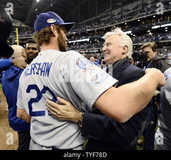 Chairman Mark Walter backs Yasiel Puig, says yes, Dodgers can