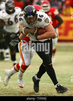 The Indianapolis Colts quarterback Peyton Manning wins his second  consecutive and second career playoff game 38-31 on Sunday, January 11,  2004 at Arrowhead Stadium in Kansas City, Missouri. (UPI Photo/Josh Umphrey  Stock