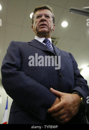 New Russian Prime Minister Viktor Zubkov talk to reporters after his meeting with President Vladimir Putin in the southern Russian resort city of Sochi on September 18, 2007.(UPI Photo/Anatoli Zhdanov) Stock Photo