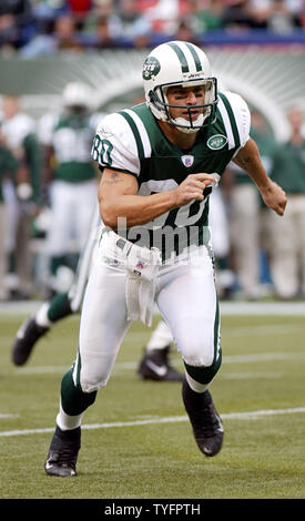 New York Jets wide receiver Wayne Chrebet runs out for a pass. The