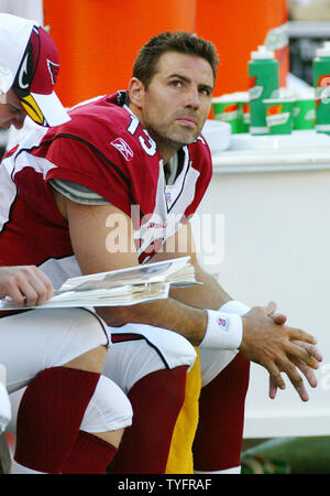 Arizona Cardinals quaterback Kurt Warner smiles on ths sidelines. The New  York Giants hosted the Arizona Cardinals in week 1 at Giants Stadium in  East Rutherford New Jersey on September 11, 2005. (