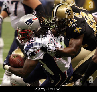 New England Patriots RB Laurence Maroney (39) scores on a 2 yards run against the New Orleans Saints at Louisiana Superdome in New Orleans on November 30, 2009. Defending on the play is New Orleans Saints Jonathan Vilma (51).     UPI/A.J. Sisco Stock Photo