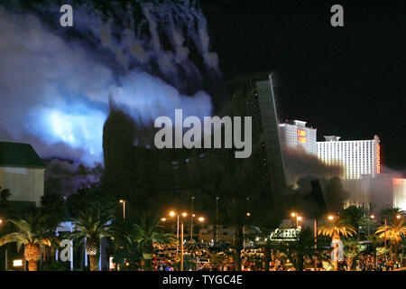 The landmark Stardust Hotel and Casino on the Las Vegas Strip was imploded in the early morning of March 13, 2007.  The Stardust opened in 1958 and was considered Las Vegas' first mass-market casino due to cheap rates, food and drinks.  It came down in a show of fireworks and ended in a cloud of dust.  (UPI Photo/David Allio) Stock Photo