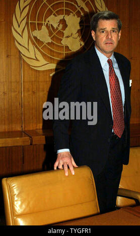 U.S. Administrator for Iraq Paul Bremer prepares for joint meetings between the Coalition Provisional Authority and Iraqi Governing Council on Jan. 19, 2004 at the United Nations in New York.  (UPI/Ezio Petersen) Stock Photo