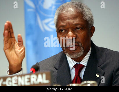 UN Secretary General Kofi Annan discuss the results of joint meetings between the Coalition Provisional Authority and Iraqi Governing Council on Jan. 19, 2004 at the United Nations in New York.  (UPI/Ezio Petersen) Stock Photo