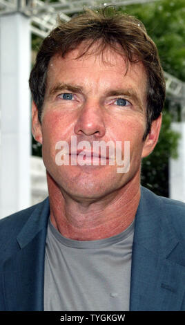 Dennis Quaid poses for pictures at the premiere of 'The Day After Tomorrow' at the American Museum of Natural History in New York on May 24, 2004.   (UPI Photo/Laura Cavanaugh) Stock Photo