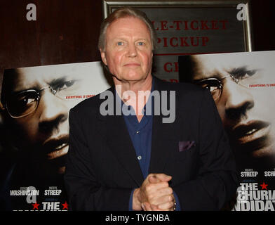 Actor Jon Voight poses at the July 19, 2004 New York world premiere of his new film 'The Manchurian Candidate' which stars Denzel Washington and Meryl Streep. (UPI Photo/Ezio Petersen) Stock Photo