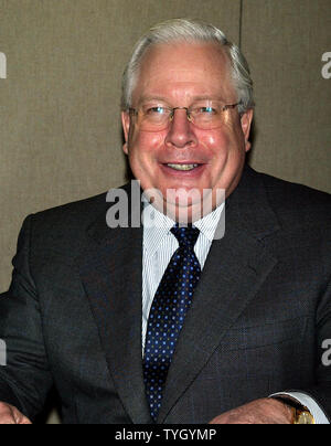 Mr. C. Robert Henrikson, President and COO of MetLife, Inc. attends the 17th Annual Lewis Hine Awards Ceremony on January 31, 2005 in New York, after his  company announced  that they will acquire Travelers Life and Annuity from Citigroup Inc. for $11.5 billion dollars in cash and stock in a deal that will make the company the largest individual life insurer in North America.  The deal should be finalized by the summer..  (UPI Photo/Laura Cavanaugh) Stock Photo