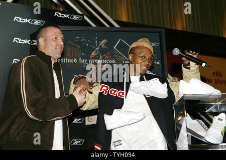 Daddy Yankee Poses Looks At His New Sneaker At The Reebok RBK Now Playing  Press Conference At Marquee In New York City On March 8, (UPI Photo/John  Angelillo Stock Photo Alamy