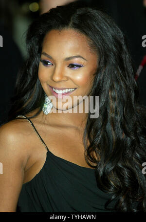 Pop singer Ashanti arrives at opening night of the play 'The Color Purple' which Oprah winfrey helped produce at the Broadway Theatre on December 1, 2005 in New York City. (UPI Photo/Monika Graff) Stock Photo