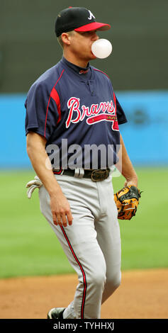 Retiring Atlanta Braves third baseman Chipper Jones salutes the crowd in  the ninth inning of the National League wild card baseball game with the  St. Louis Cardinals at Turner Field in Atlanta