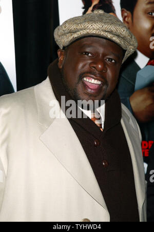 Cedric the Entertainer arrives for the premiere of his new movie 'Code Name: The Cleaner' at the Empire 25 Theater in New York on January 4, 2007.  (UPI Photo/Laura Cavanaugh) Stock Photo