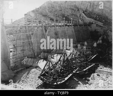 Roosevelt Dam. South spillway. Note concrete excavation at crest Stock ...