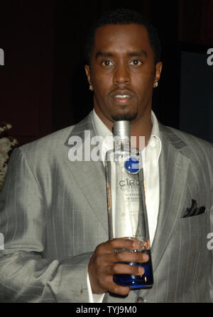 70 Vibe Magazine And Ciroc Present Sean Diddy Combs Press Play