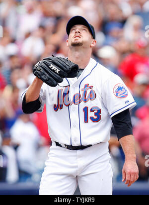 New York Mets relief pitcher Billy Wagner reacts while Arizona