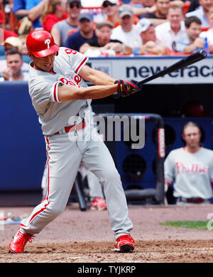 Philadelphia Phillies So Taguchi swings while pinch hitting in the eighth inning against the New York Mets at Shea Stadium in New York City on July 24, 2008. The New York Mets defeated the Philadelphia Phillies 3-1 and move into first place in the division.     (UPI Photo/John Angelillo) Stock Photo