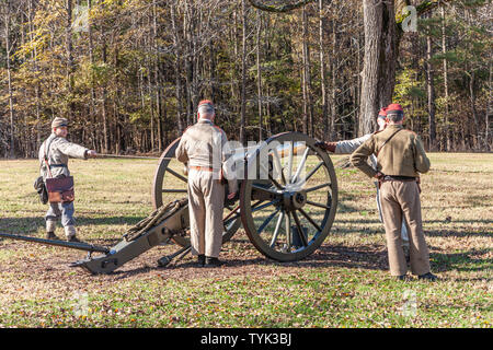 Pegram’s Battery (Confederate)Artillery Demonstration, Petersburg National Battlefield, VA, USA. Stock Photo