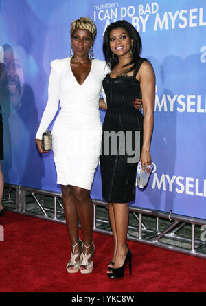 Mary J. Blige (L) and Taraji P. Henson arrive for the premiere of 'Tyler Perry's I Can Do Bad All By Myself' at the School of Visual Arts Theater in New York on September 8, 2009.       UPI/Laura Cavanaugh Stock Photo