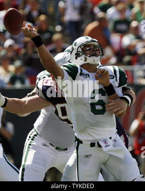 Mark Sanchez #6 quarterback of the New York Jets Stock Photo - Alamy