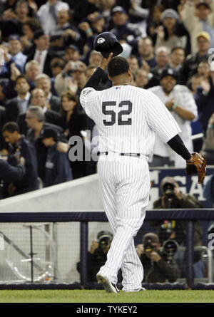 Yankees starting pitcher Luis Severino walks off the field to a standing  ovation