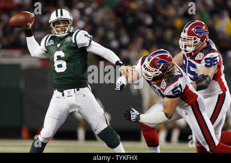 18 October 2009: Buffalo Bills running back Marshawn Lynch (23) carries the  ball during the first half as the Bills defeated the Jets 16-13 in overtime  at Giants Stadium in East Rutherford