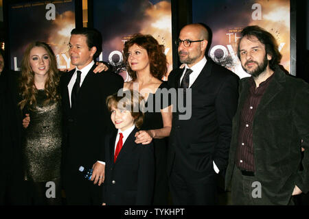 (L-R) Saoirse Ronan, Mark Wahlberg, Christian Ashdale, Susan Sarandon, Stanley Tucci and Peter Jackson arrive for the New York special screening of 'The Lovely Bones' at the Paris Theatre in New York on December 2, 2009.       UPI /Laura Cavanaugh Stock Photo