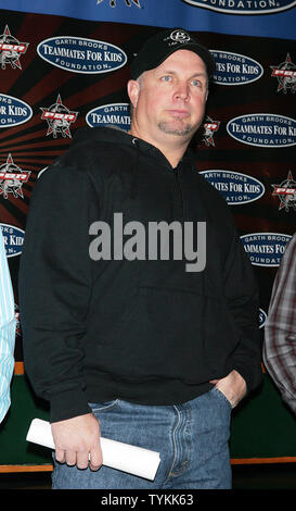 Garth Brooks arrives at a press conference to announce a new charitable partnership between the Garth Brooks' Teammates for Kids Foundation and the Professional Bull Riders Association at Madison Square Garden in New York on January 8, 2010.       UPI /Laura Cavanaugh Stock Photo