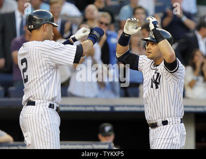 2,577 Derek Jeter 2010 Stock Photos, High-Res Pictures, and Images