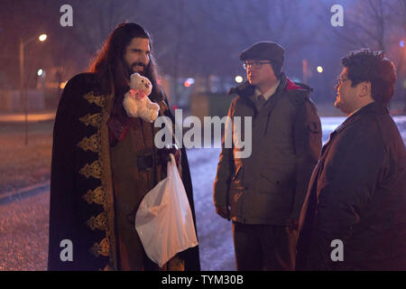 WHAT WE DO IN THE SHADOWS, From Left: Kayvan Novak, Lucy Punch, Mark ...