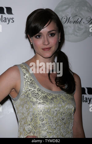 Heather Lind arrives for the 2011 Theatre World Awards at the August