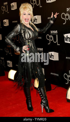 Dolly Parton arrives for the 'VH1 Divas Celebrates Soul' concert at the Hammerstein Ballroom on December 18, 2011 in New York City.     UPI /Monika Graff. Stock Photo