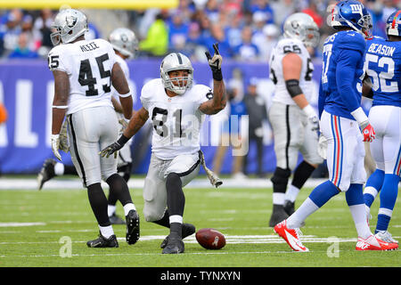 Mychal Rivera and Oakland Raiders stun crosstown rival San Francisco 49ers,  24-13