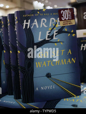 Copies Of Harper Lee S Go Set A Watchman Are On Sale At Barnes