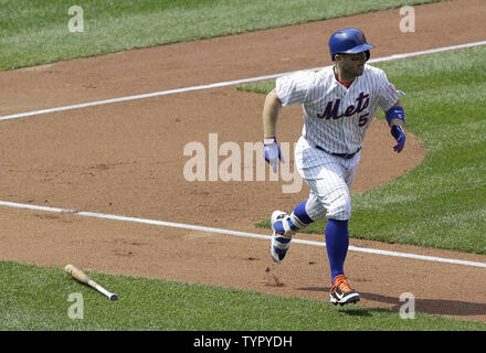 David wright fall hi-res stock photography and images - Alamy