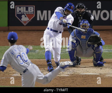 Yordano ventura hi-res stock photography and images - Alamy