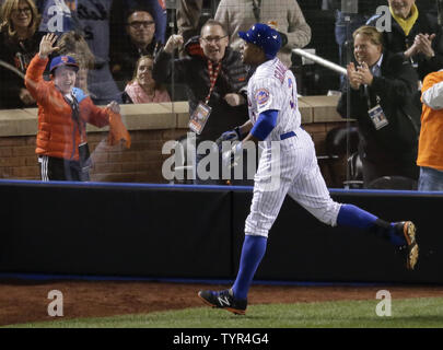 Mr met hi-res stock photography and images - Alamy