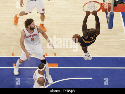 Watch LeBron dunk all over the Knicks