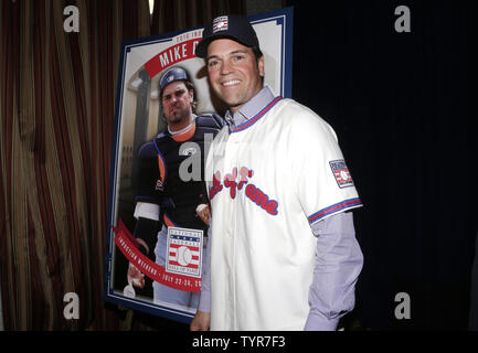 Mike Piazza will wear Mets cap into Baseball Hall of Fame - Newsday