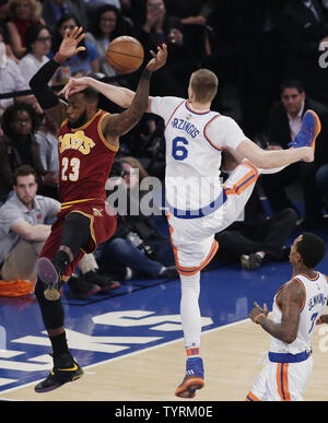 LeBron James Duels Kristaps Porzingis (VIDEO)