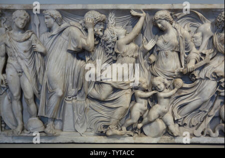 Creusa (Glauce) burning in the garment offered by Medea depicted in the detail of the relief on the Medea Sarcophagus. Roman marble sarcophagus dated from 140-150 AD on display in the Altes Museum in Berlin, Germany. The sarcophagus was found near Porta San Lorenzo in Rome, Italy. Stock Photo