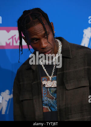 Travis scott hi-res stock photography and images - Alamy