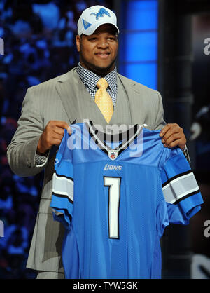 Nebraska defensive tackle Ndamukong Suh #93 talks a little smack