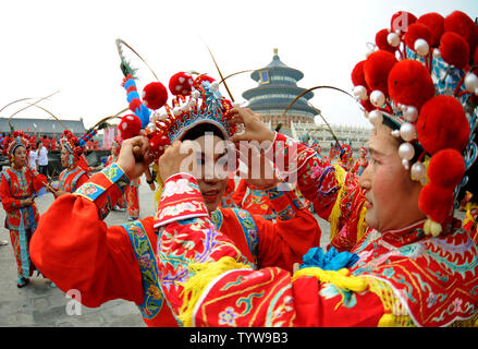 Drummers prepare to perform during an Olympic Torch Ceremony at the Temple of Heaven in Beijing, China, on August 6, 2008. The Summer Olympics Opening Ceremonies will be held August 8.      (UPI Photo/Roger L. Wollenberg) Stock Photo