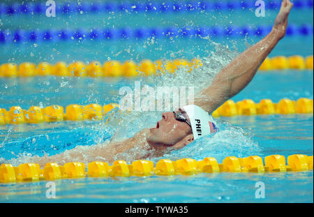 USA's Michael Phelps glides through the water during the back stoke portion of Heat 5 of the Men's 400M Individual Medley at the National Aquatics Center at the Summer Olympics in Beijing on August 9, 2008. Phelps set an Olympic record of 4:07.82. The finals are tomorrow and Phelps is expected to win the gold medal en route to a possible eight gold medals.   (UPI Photo/Roger L. Wollenberg) Stock Photo