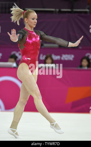 Romanian gymnast Sandra Raluca Izbasa competes in the women's floor ...