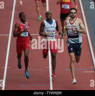 Cuba S Omar Cisneros In The Men S 400m Hurdles Semi Final On Day Four Of The 13 Iaaf World Athletics Championships At The Luzhniki Stadium In Moscow Russia Stock Photo Alamy